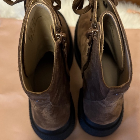 Stuart Weitzman Brown Lace-Up Suede Boots - Picture 5 of 12